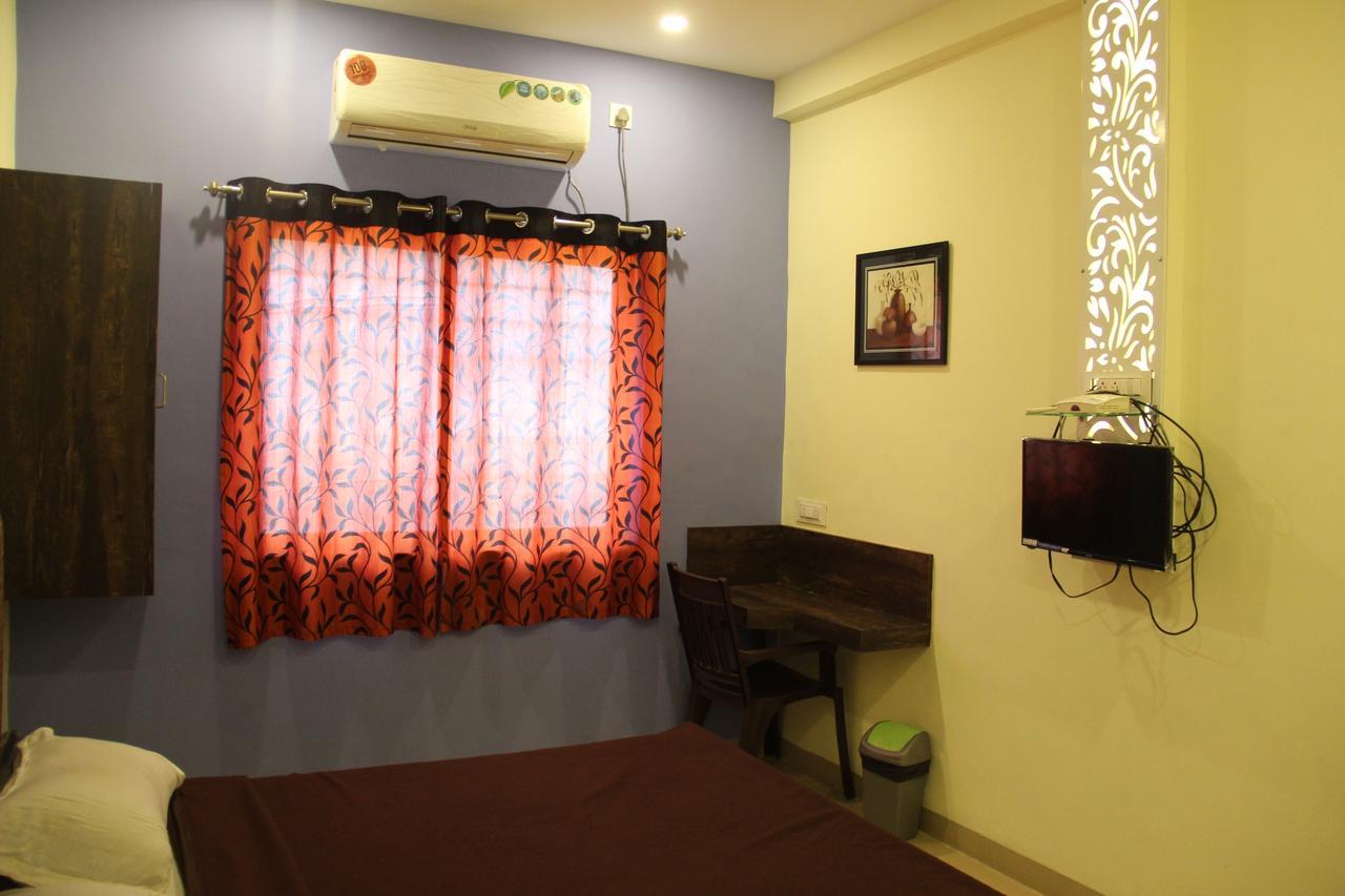 Yuvraj Lodge Osmanabad Kültér fotó