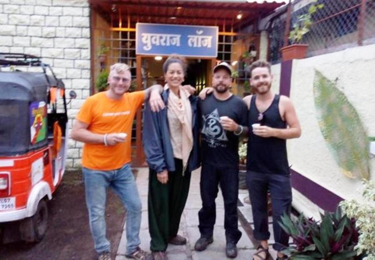 Yuvraj Lodge Osmanabad Kültér fotó