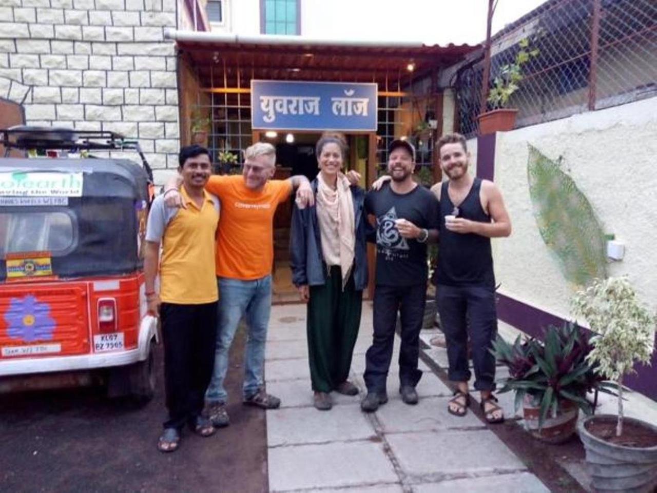 Yuvraj Lodge Osmanabad Kültér fotó